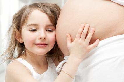 Chăm sóc sức khỏe răng miệng cho bà mẹ mang thai