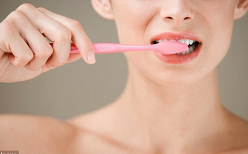 Một số phương pháp đơn giản chữa bệnh răng miệng