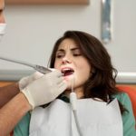 nhổ răng khôn có ảnh hưởng gì không