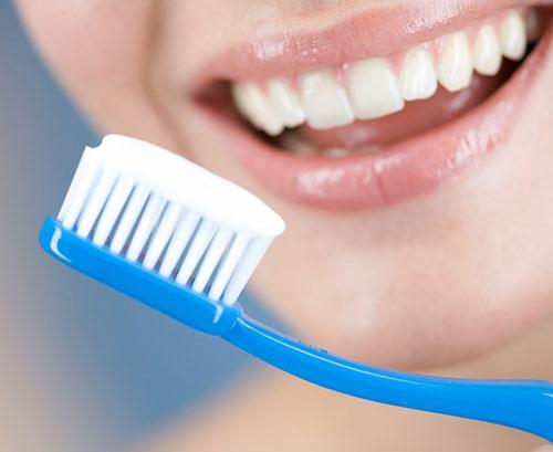 Ăn gì sau khi tẩy trắng răng duy trì kết quả lâu dài? 4