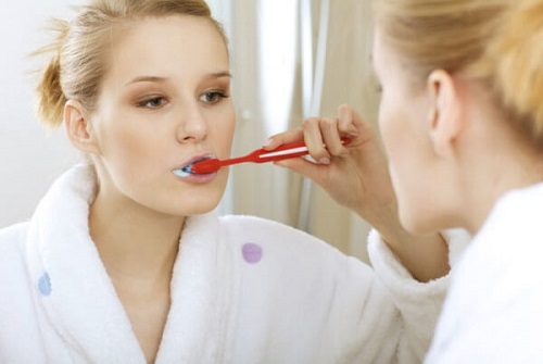 Tìm hiểu - Niềng răng phải đeo hàm duy trì bao lâu?