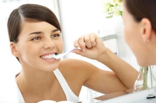 Tẩy trắng răng xong có được đánh răng không? Các lưu ý quan trọng 2